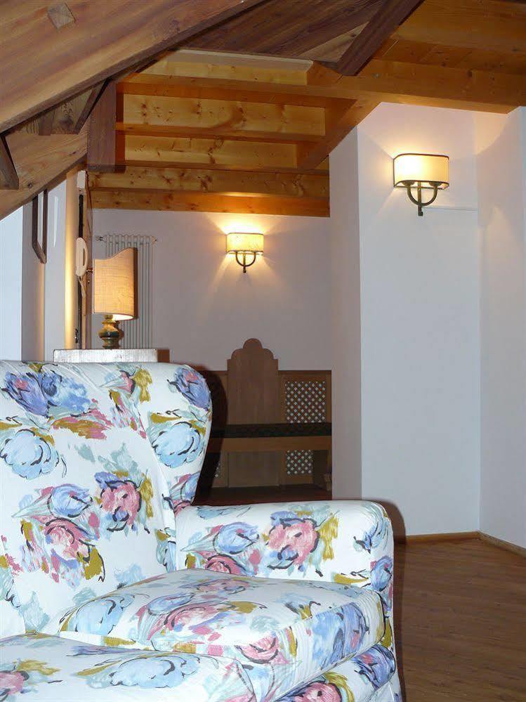 Aparthotel Residenza Bagni & Miramonti Cavalese Exterior foto